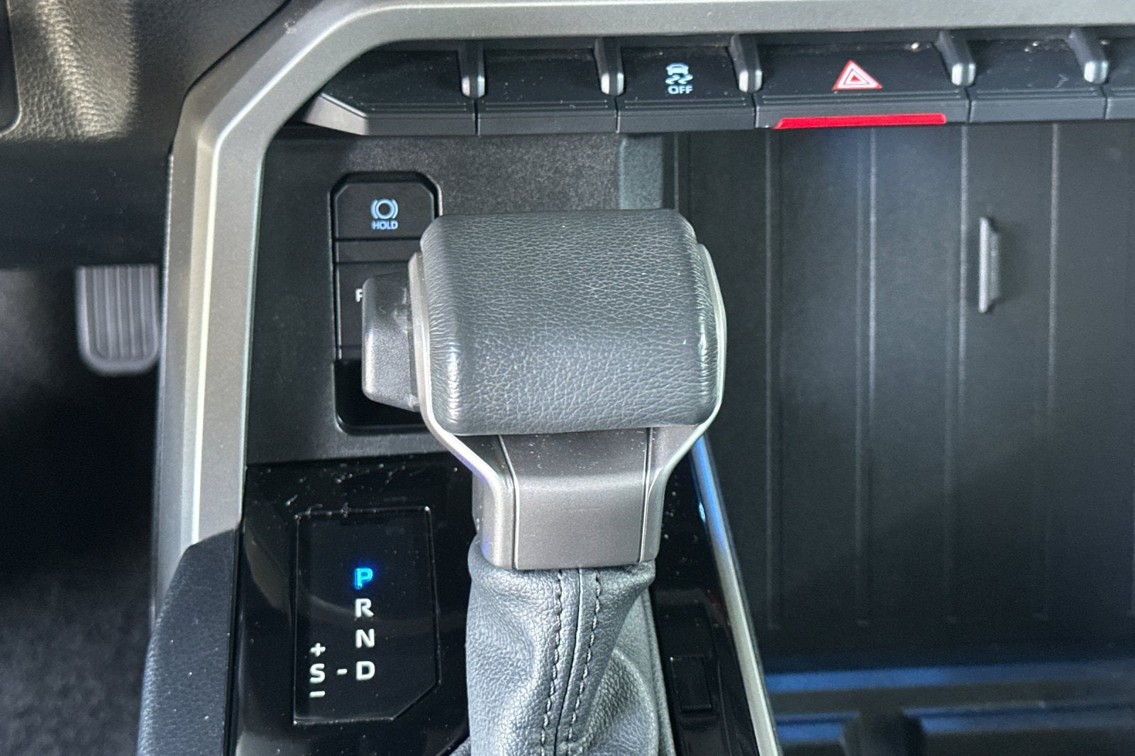 2023 Toyota Tundra 4WD SR5