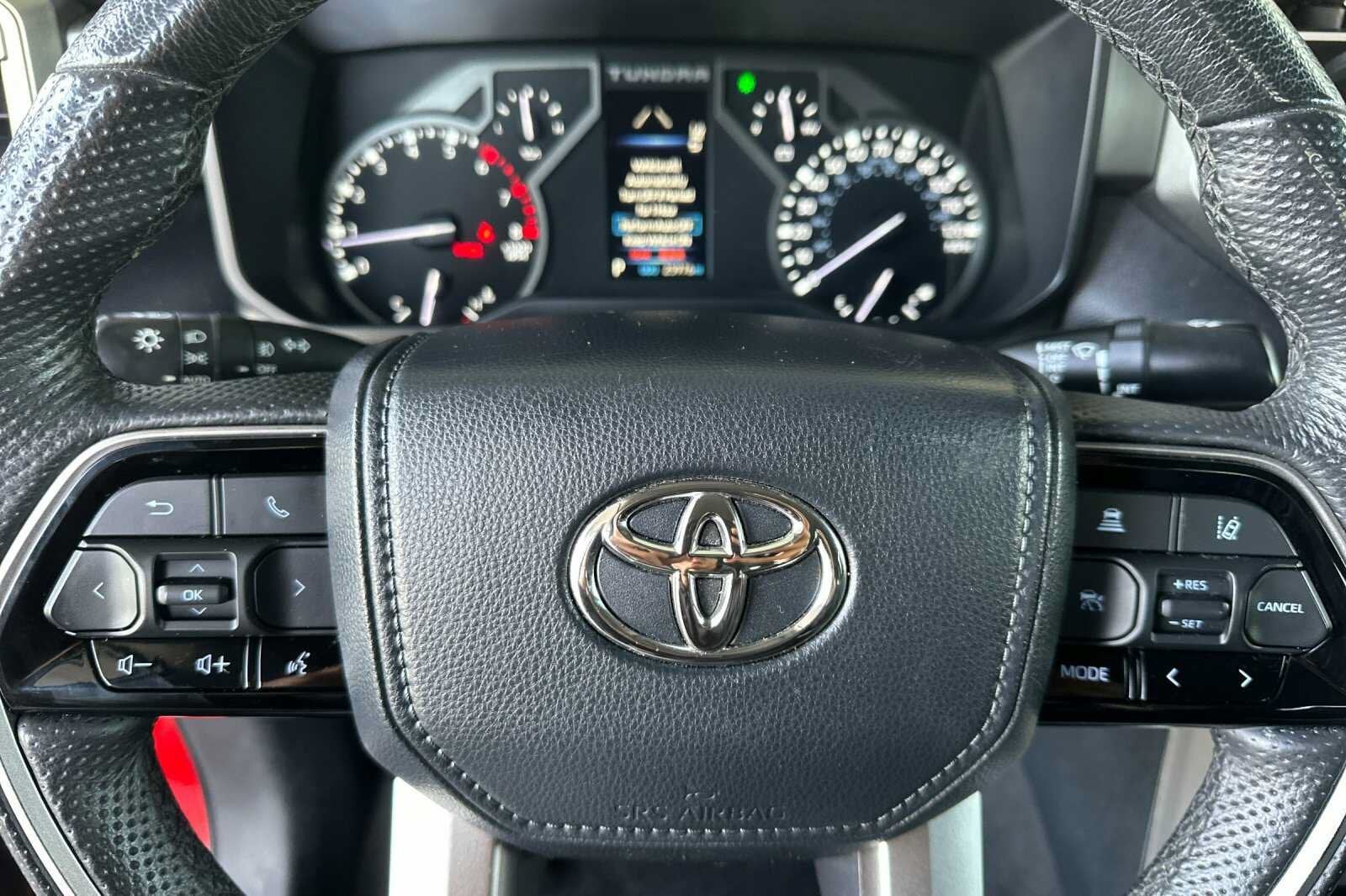 2023 Toyota Tundra 4WD SR5