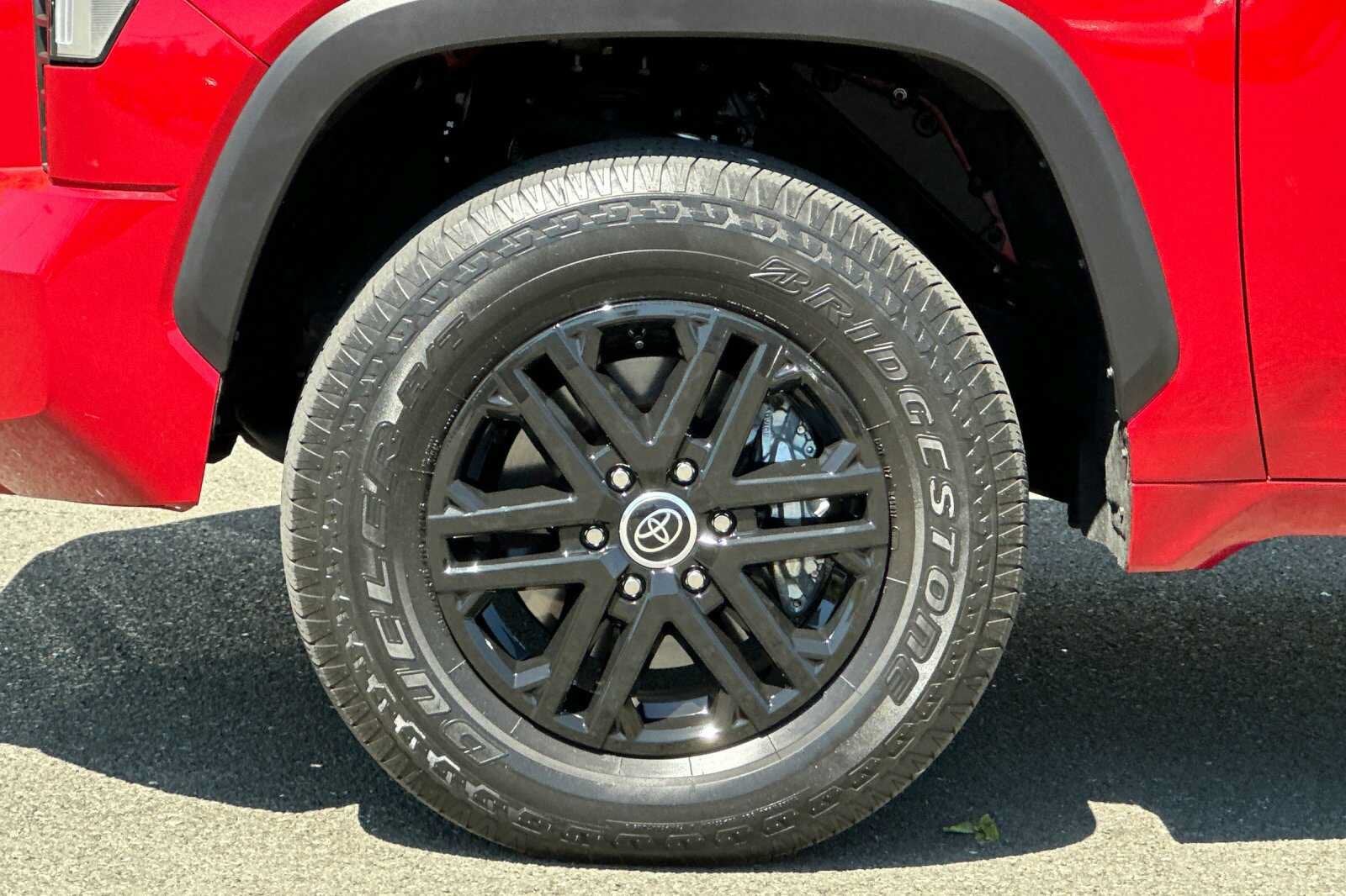 2023 Toyota Tundra 4WD SR5