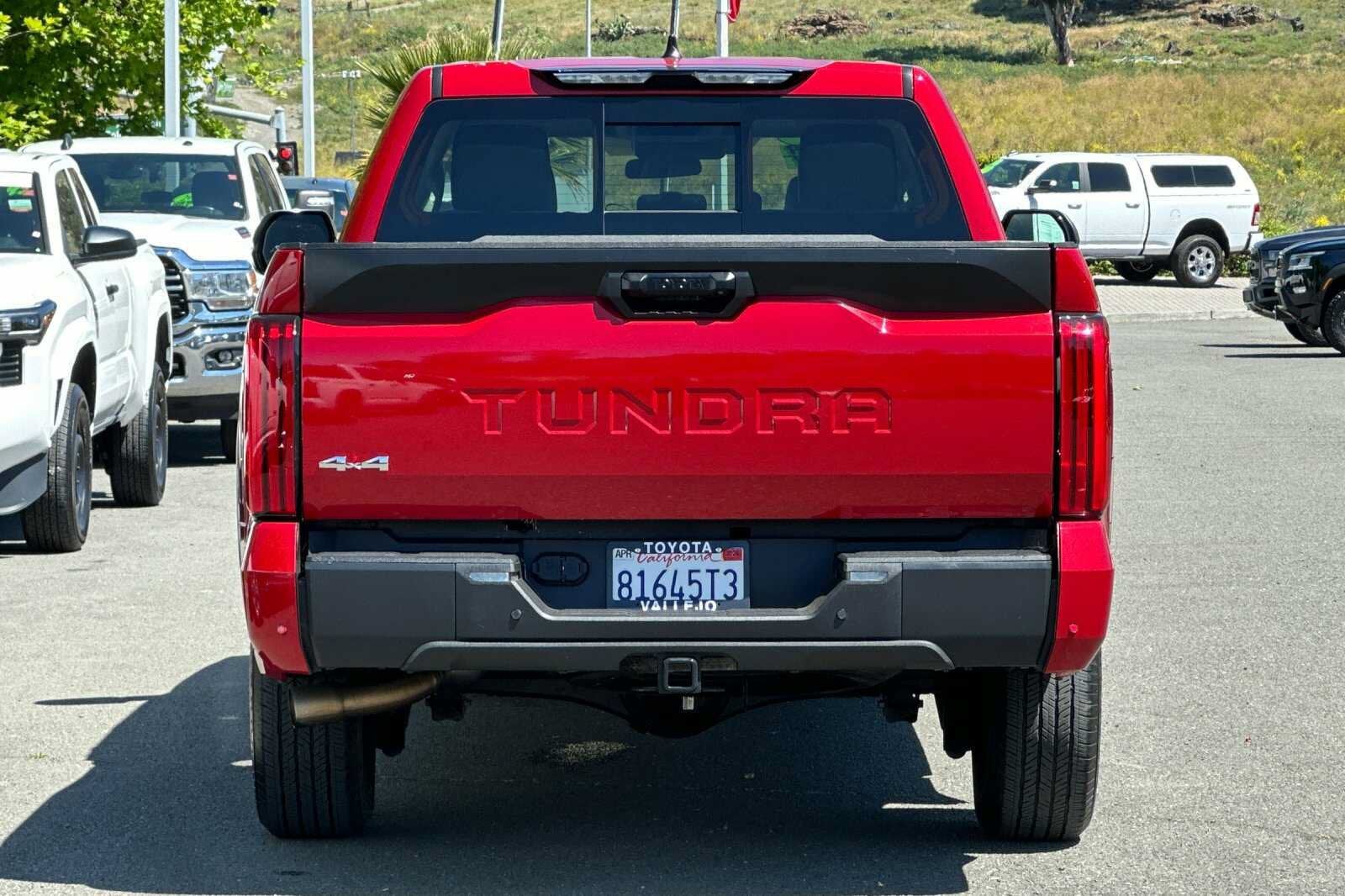 2023 Toyota Tundra 4WD SR5