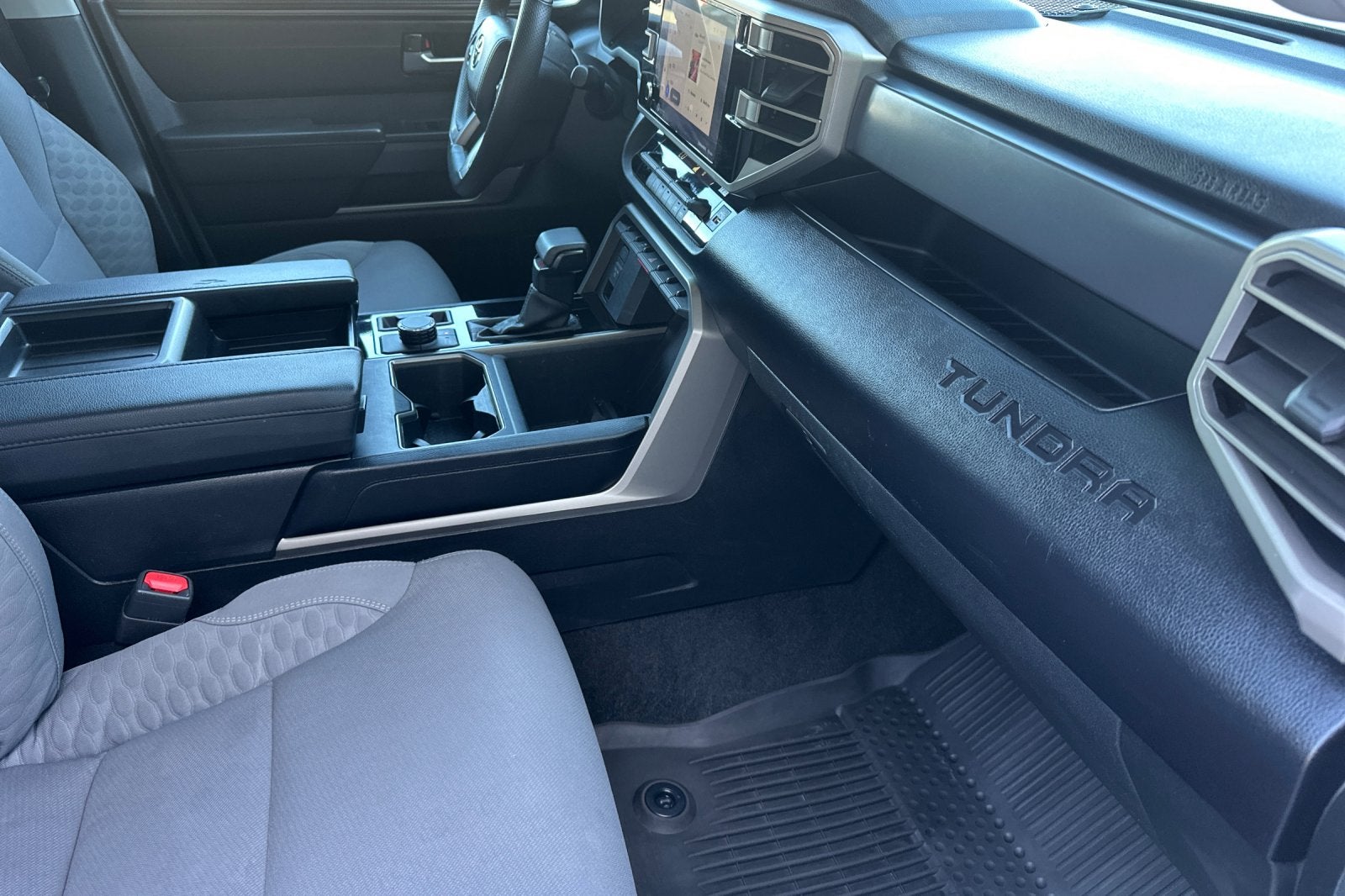 2023 Toyota Tundra 4WD SR5