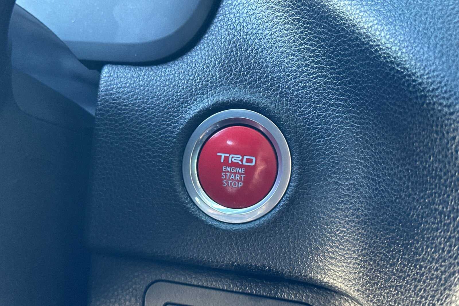 2023 Toyota Tundra 4WD SR5