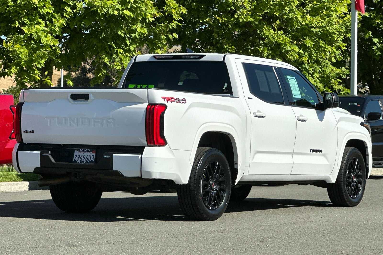 2023 Toyota Tundra 4WD SR5