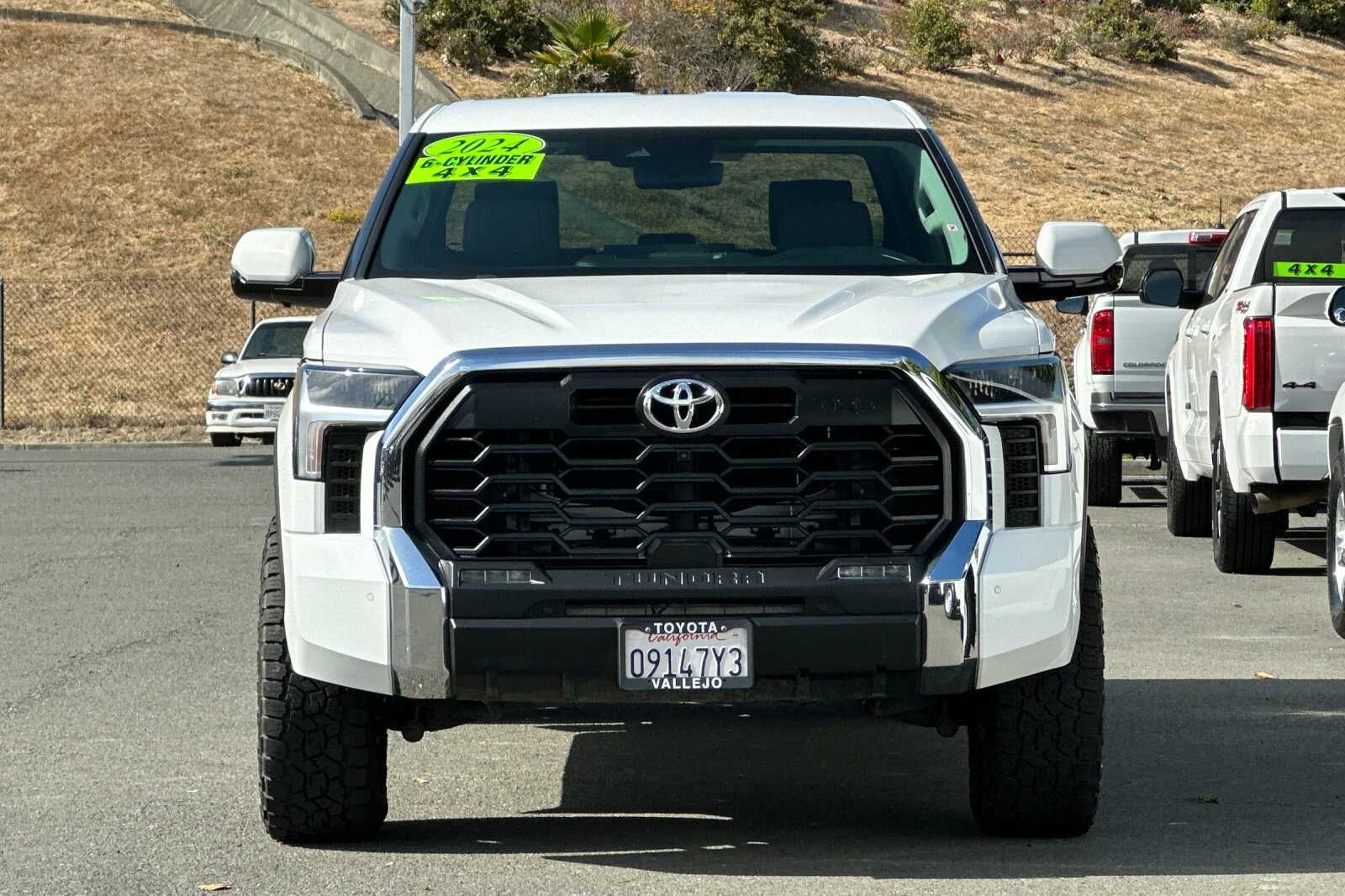 2024 Toyota Tundra 4WD SR5