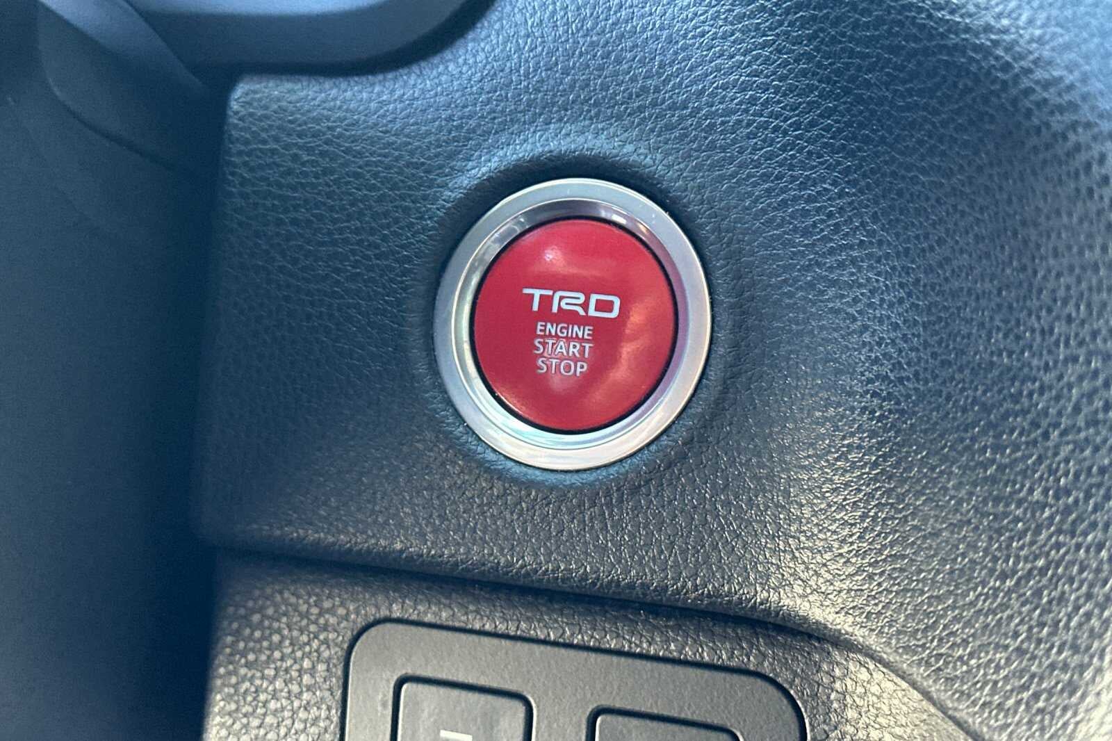 2024 Toyota Tundra 4WD SR5