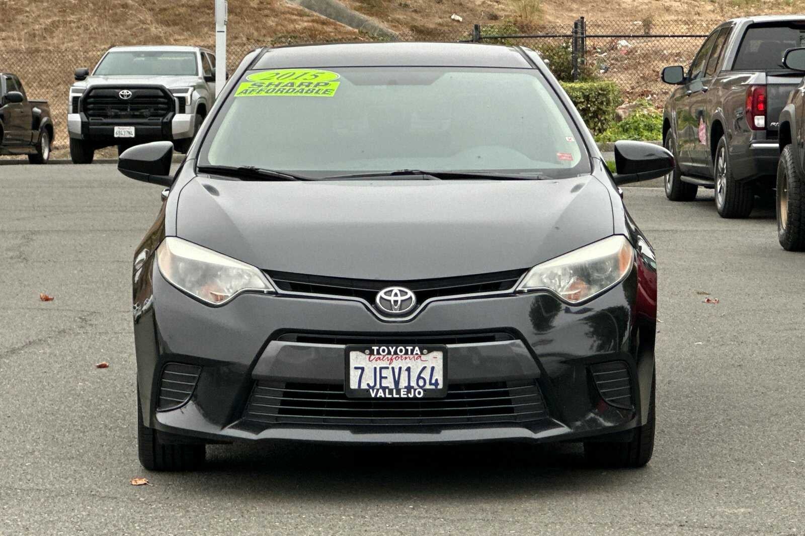 2015 Toyota Corolla LE 4D Sedan