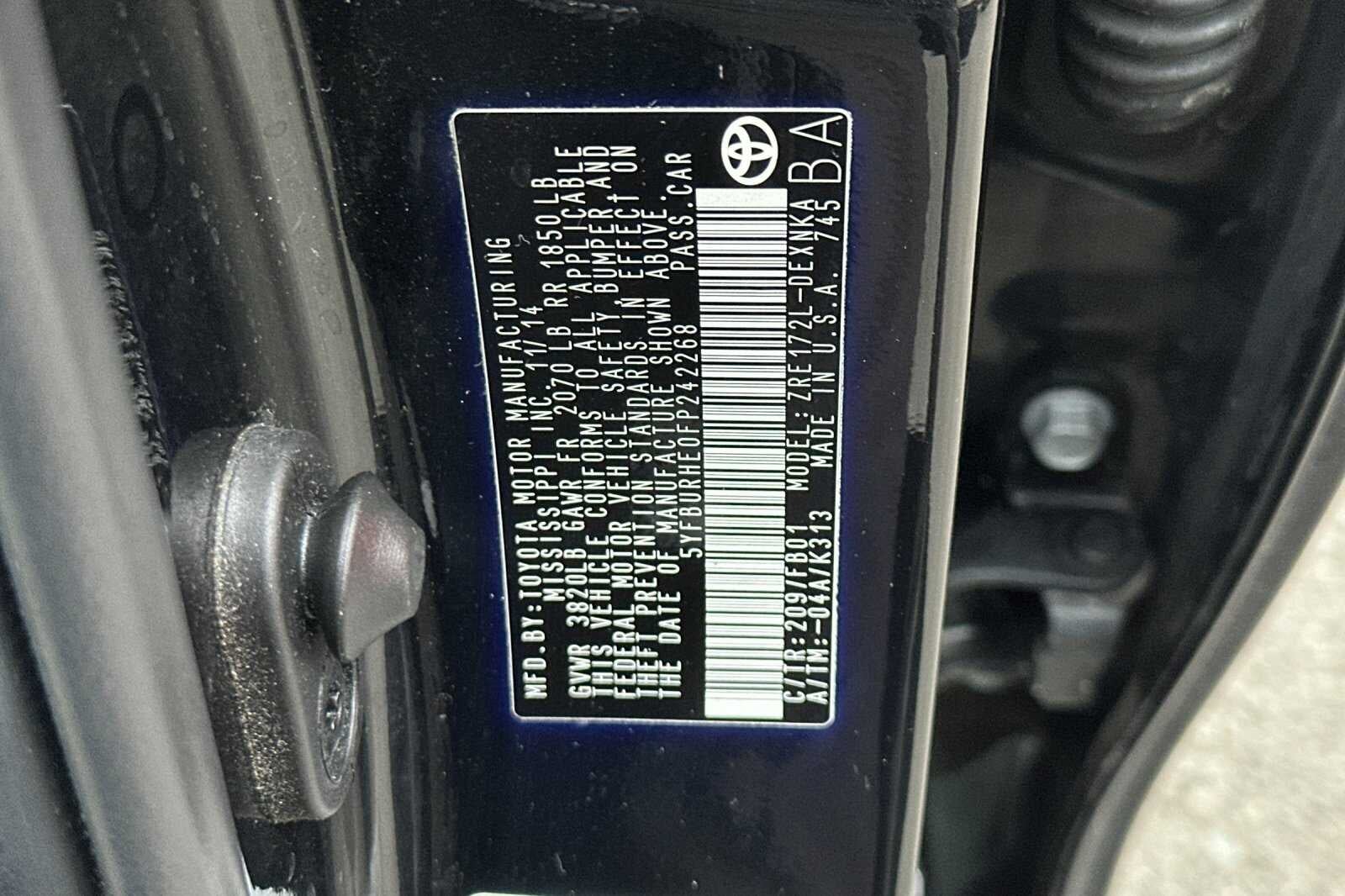 2015 Toyota Corolla LE 4D Sedan
