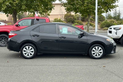 2015 Toyota Corolla LE 4D Sedan
