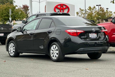 2015 Toyota Corolla LE 4D Sedan