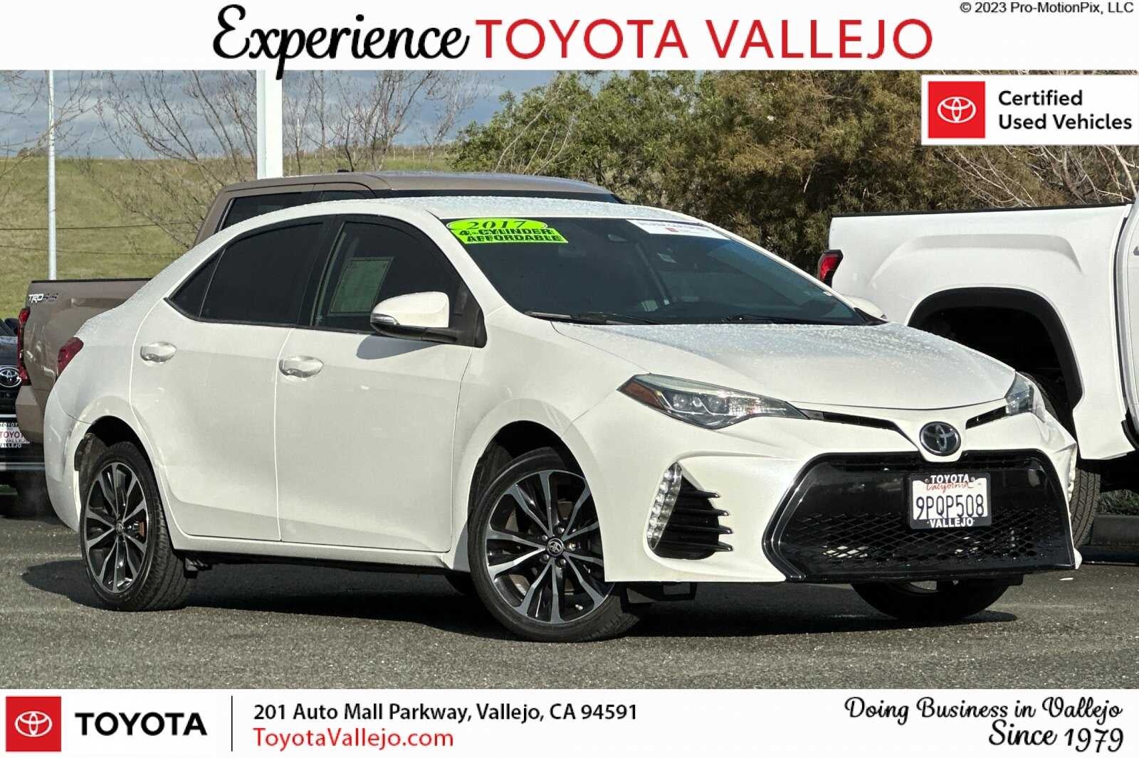 2017 Toyota Corolla SE 4D Sedan