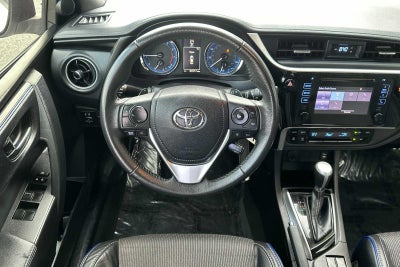 2017 Toyota Corolla SE 4D Sedan