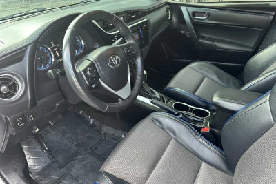 2017 Toyota Corolla SE 4D Sedan