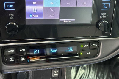 2017 Toyota Corolla SE 4D Sedan