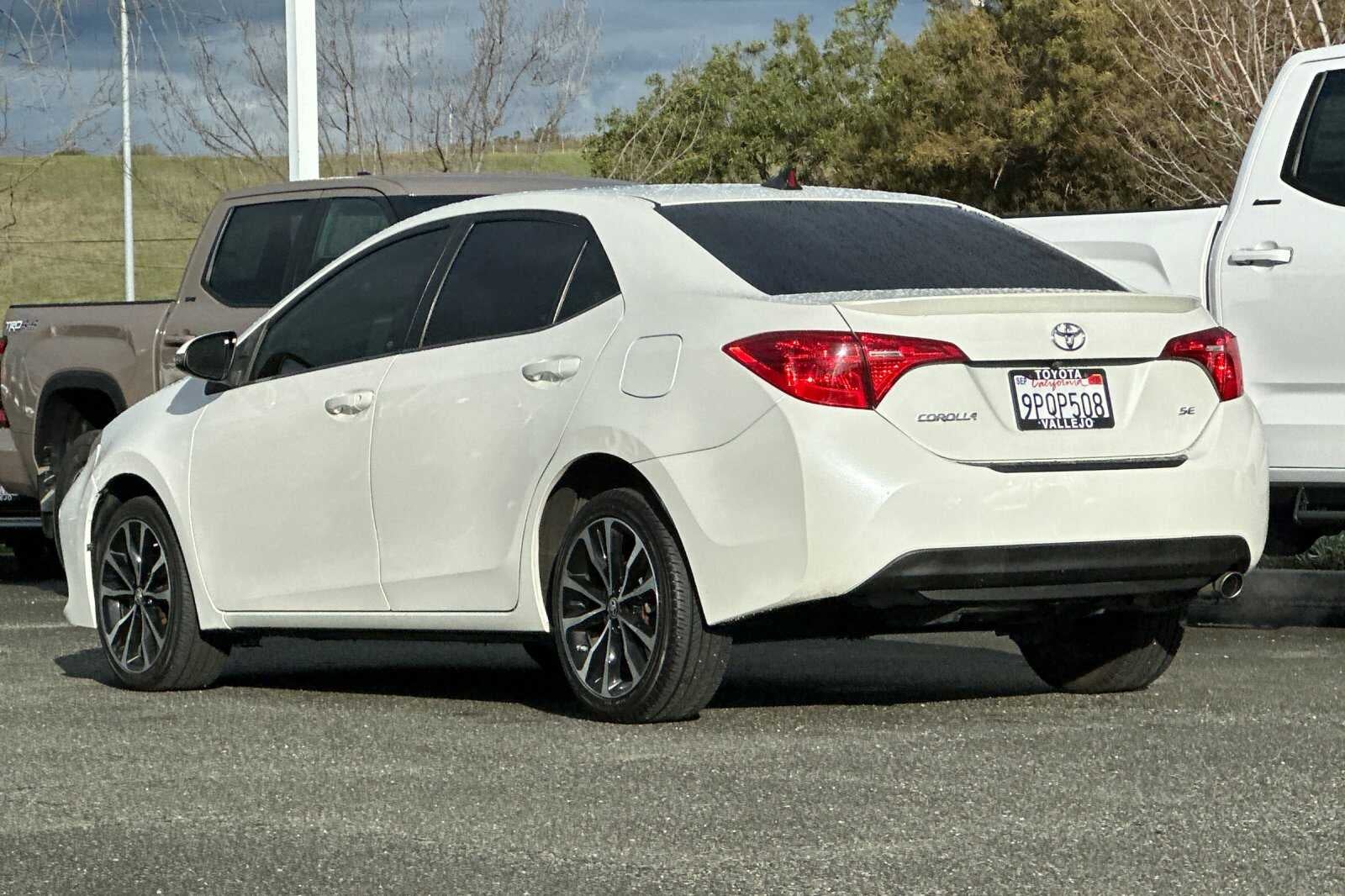 2017 Toyota Corolla SE 4D Sedan