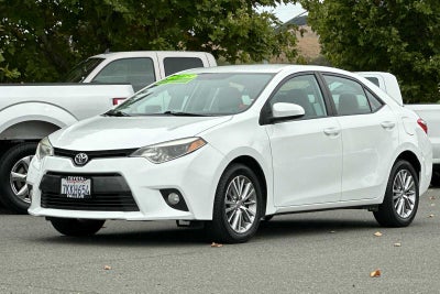 2015 Toyota Corolla LE Plus 4D Sedan