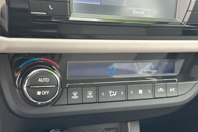 2015 Toyota Corolla LE Plus 4D Sedan