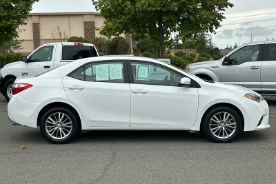2015 Toyota Corolla LE Plus 4D Sedan