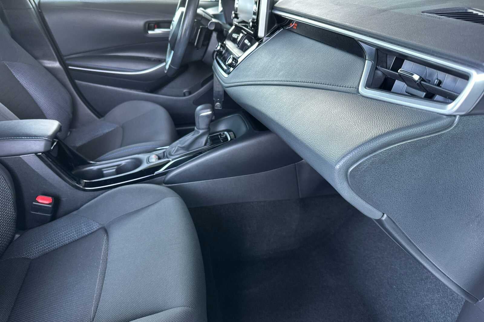 2021 Toyota Corolla SE 4D Sedan
