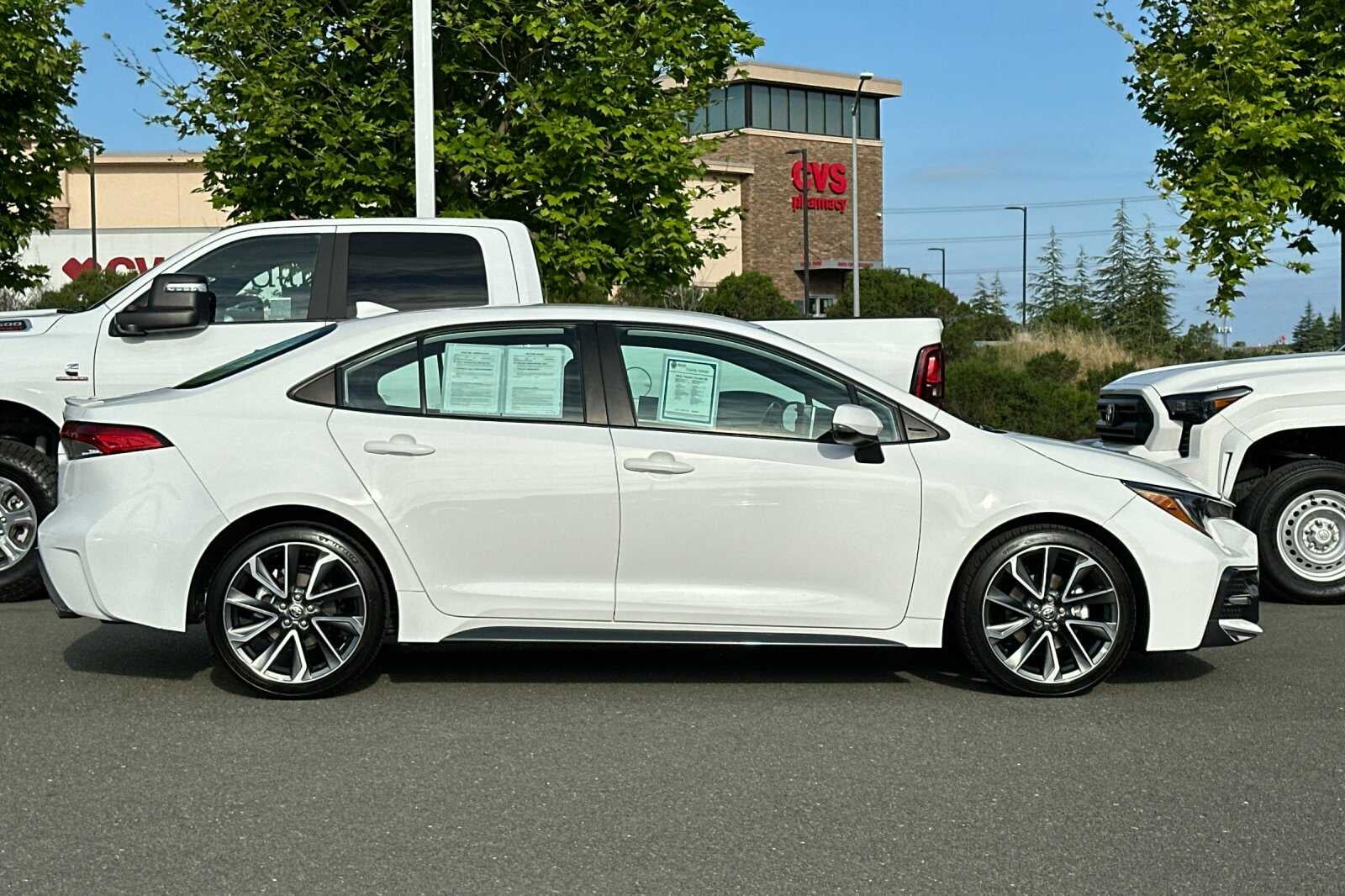 2021 Toyota Corolla SE 4D Sedan