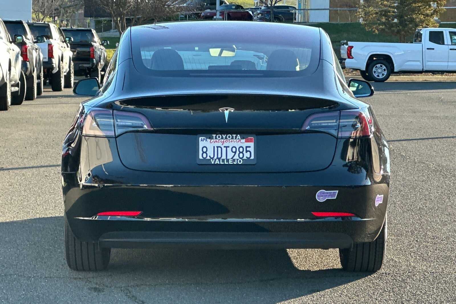2019 Tesla Model 3 Long Range 4D Sedan
