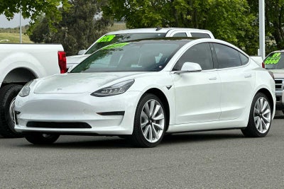 2018 Tesla Model 3 Long Range 4D Sedan