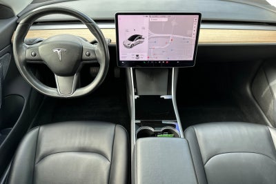 2018 Tesla Model 3 Long Range 4D Sedan