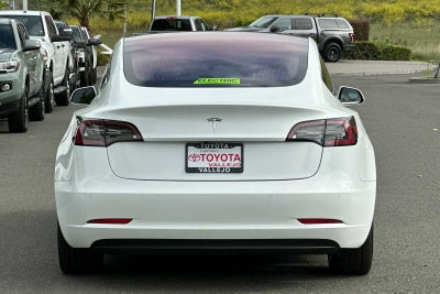 2018 Tesla Model 3 Long Range 4D Sedan