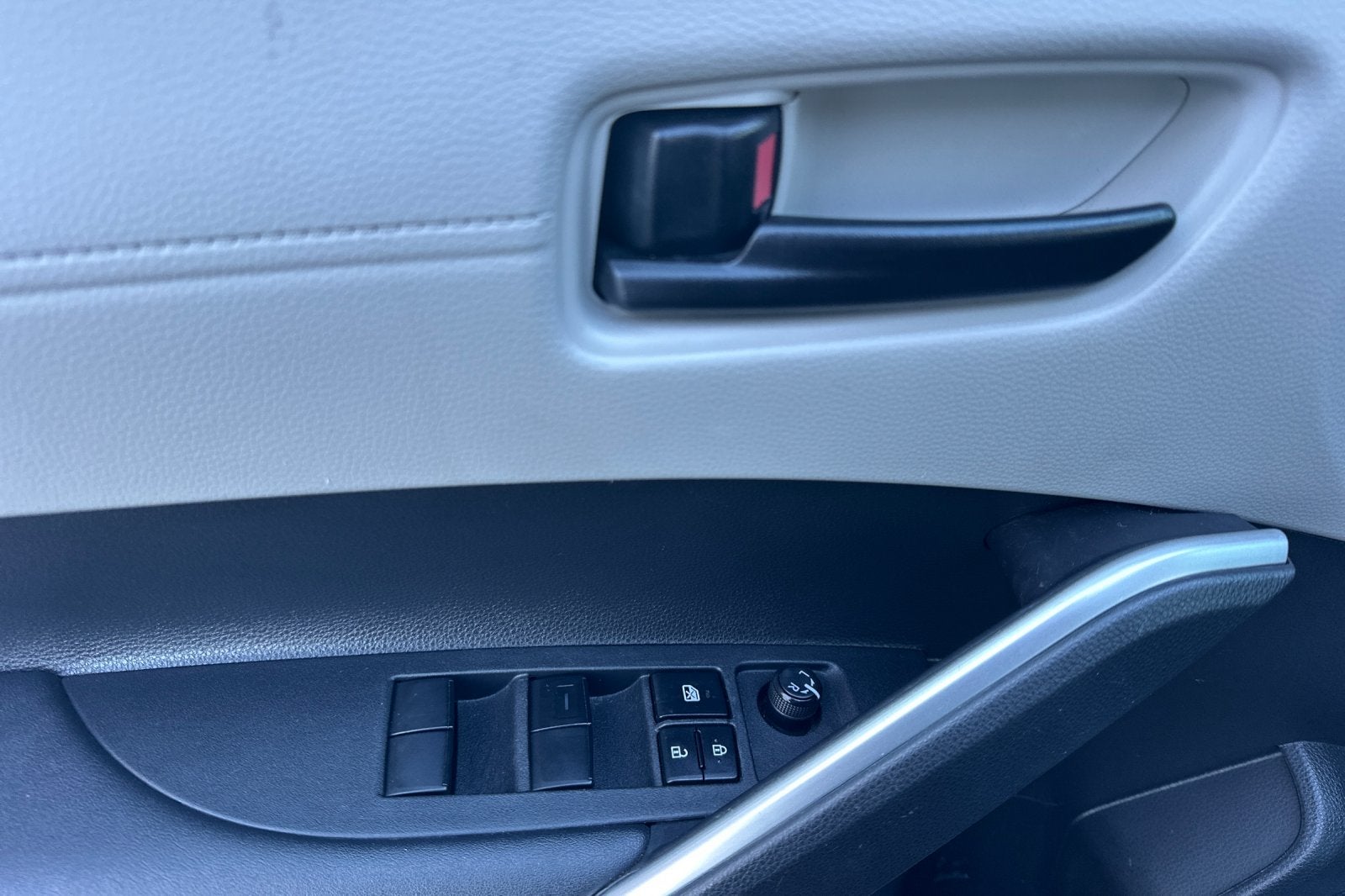 2023 Toyota Corolla Cross L