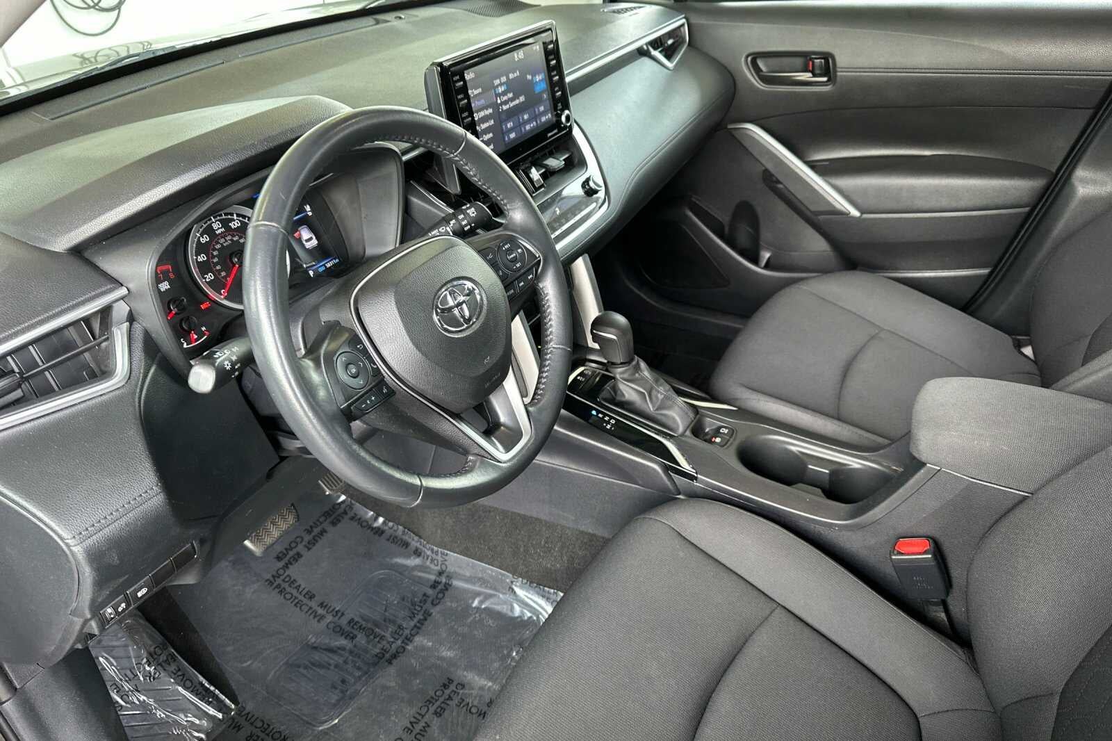 2022 Toyota Corolla Cross LE