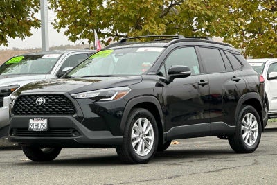 2025 Toyota Corolla Cross LE
