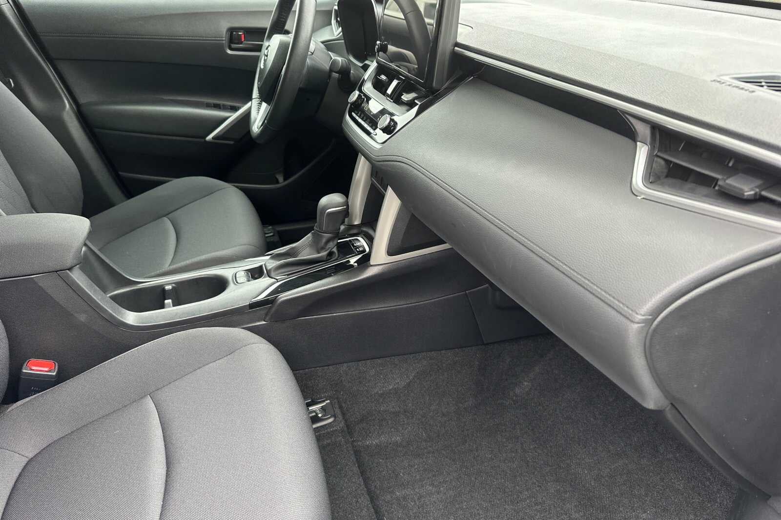 2025 Toyota Corolla Cross LE