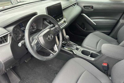2025 Toyota Corolla Cross LE