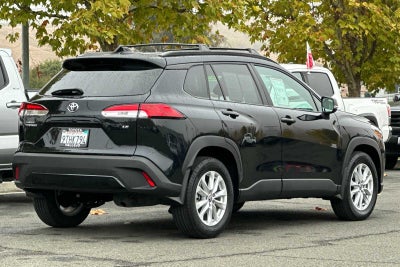 2025 Toyota Corolla Cross LE