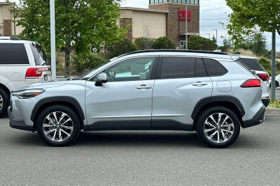 2023 Toyota Corolla Cross XLE