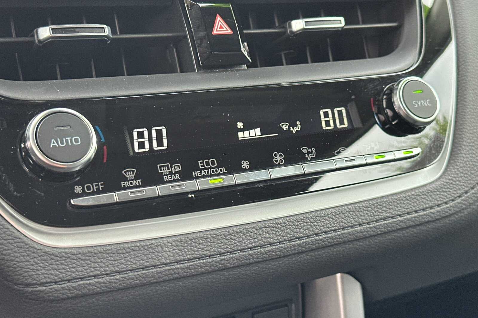 2023 Toyota Corolla Cross XLE