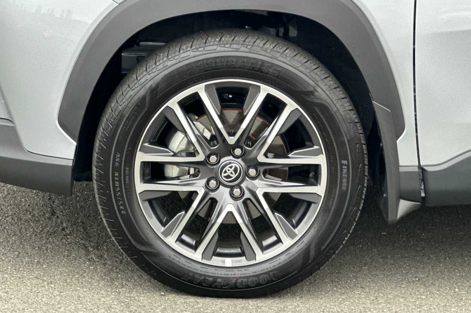 2026 Toyota Corolla Cross XLE