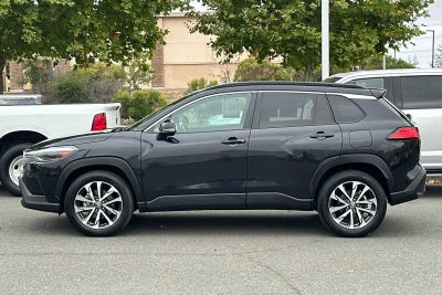 2025 Toyota Corolla Cross XLE