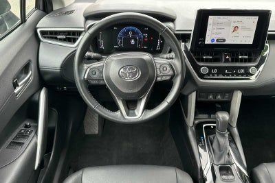 2025 Toyota Corolla Cross XLE