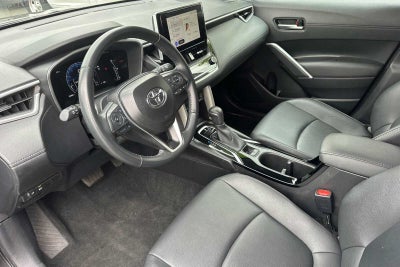 2025 Toyota Corolla Cross XLE