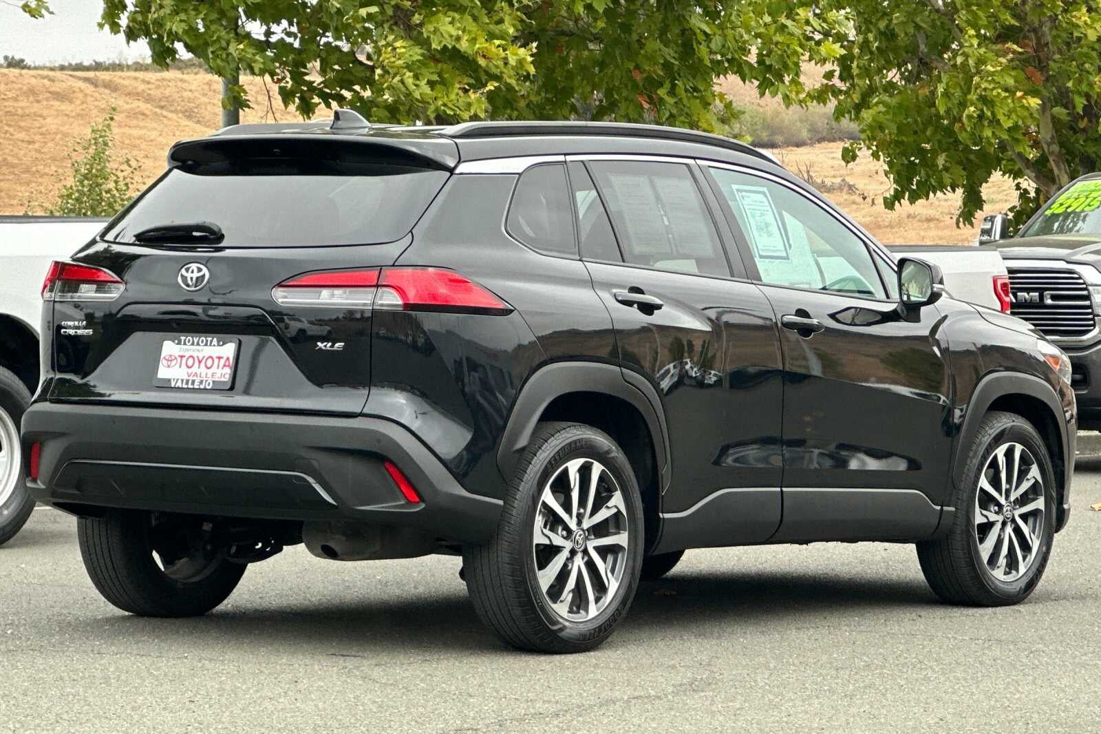 2025 Toyota Corolla Cross XLE
