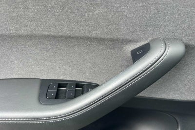 2026 Tesla Model Y Standard Range 4D Sport Utility