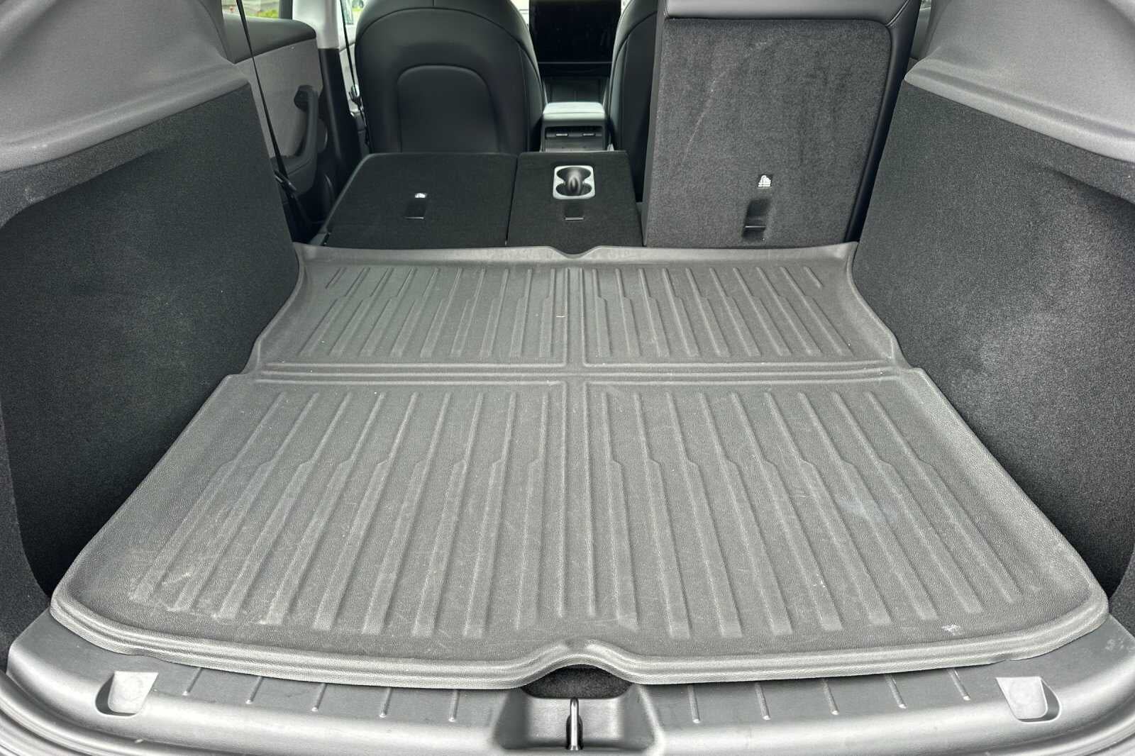 2026 Tesla Model Y Standard Range 4D Sport Utility