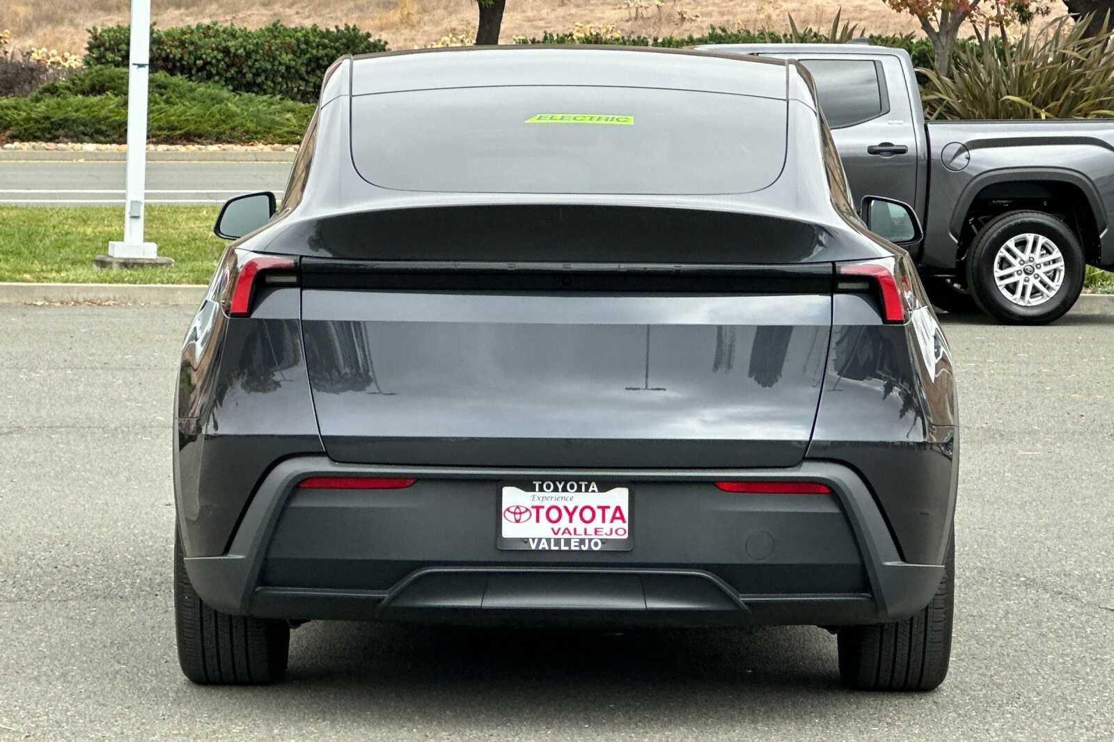 2026 Tesla Model Y Standard Range 4D Sport Utility