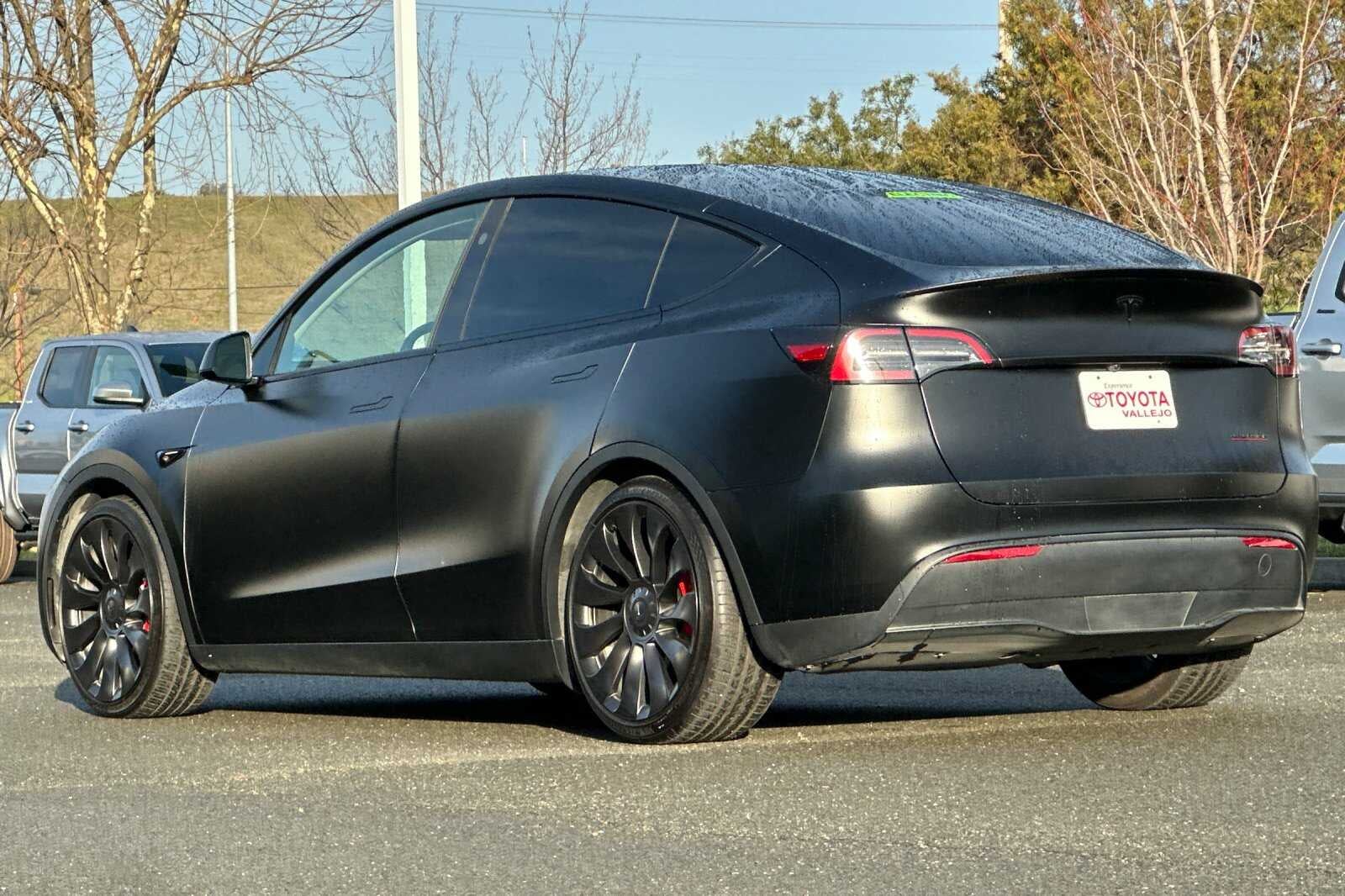 2023 Tesla Model Y Performance
