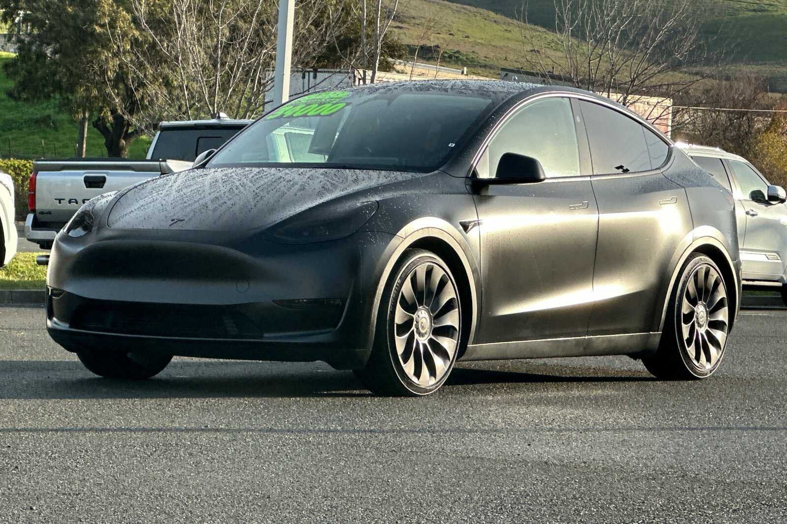2023 Tesla Model Y Performance