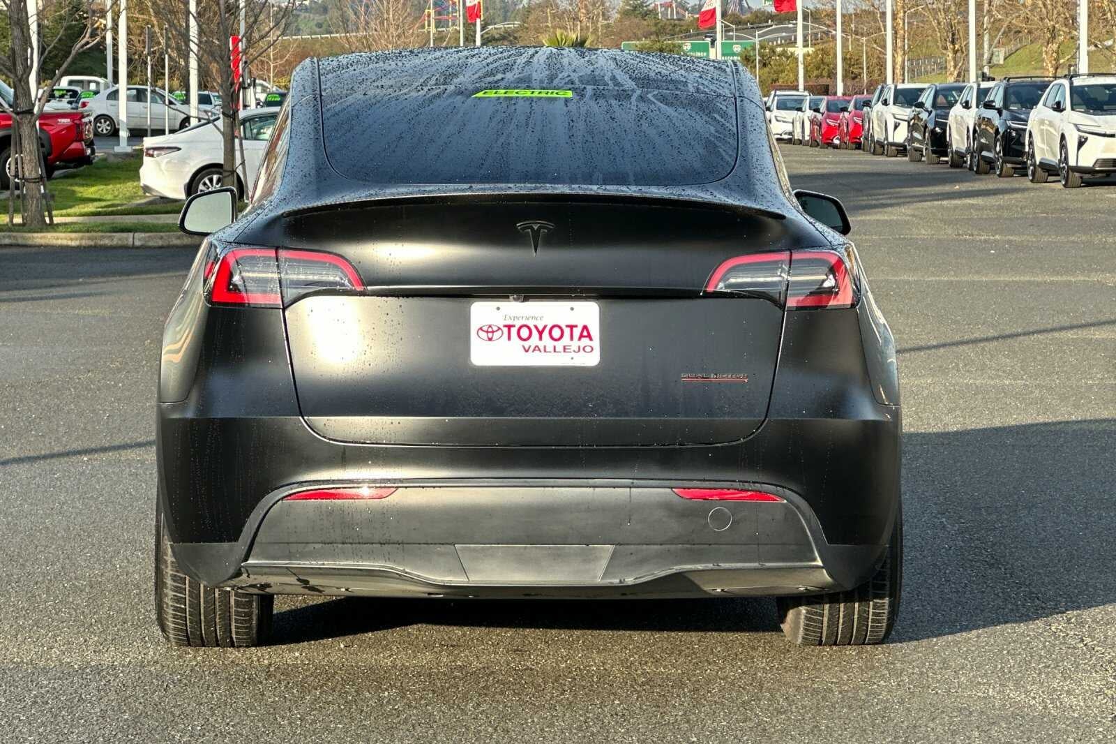2023 Tesla Model Y Performance
