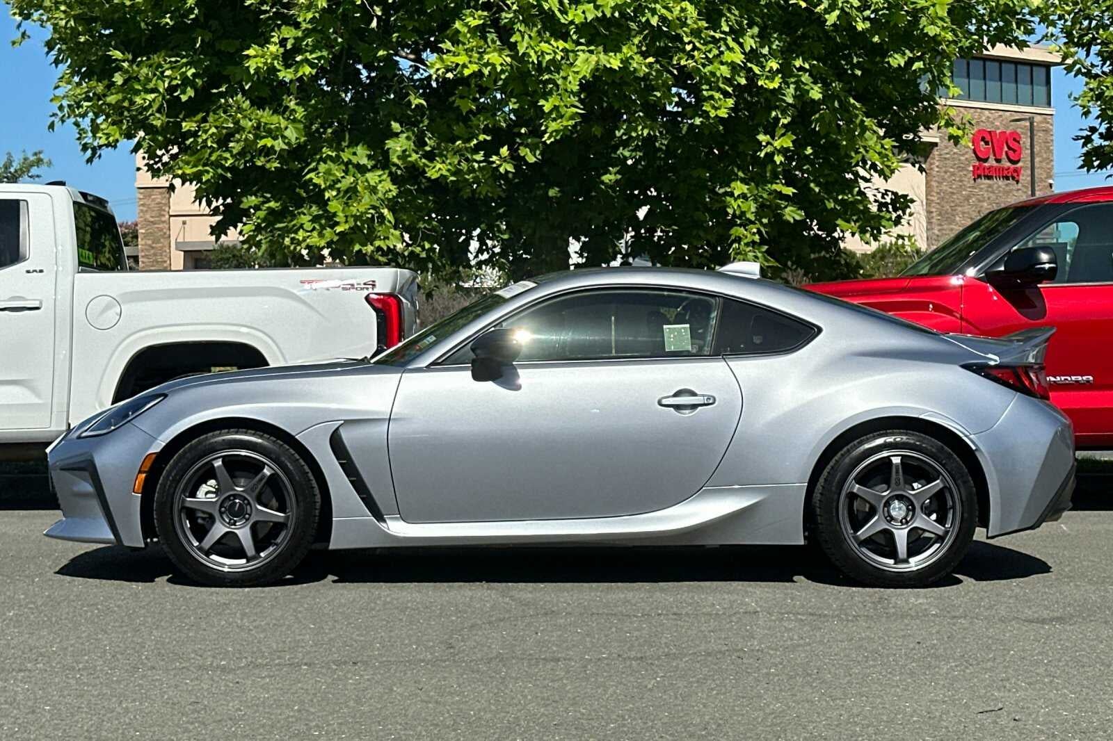 2025 Toyota GR86 Premium
