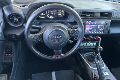 2025 Toyota GR86 Premium