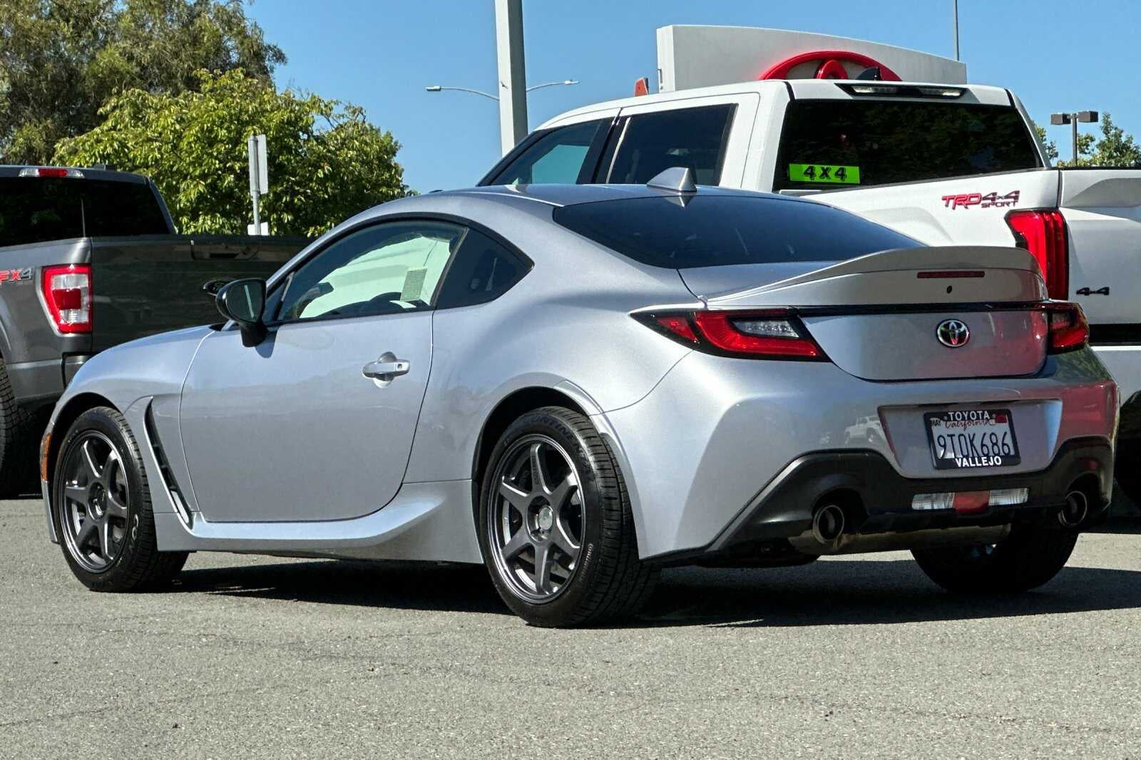 2025 Toyota GR86 Premium