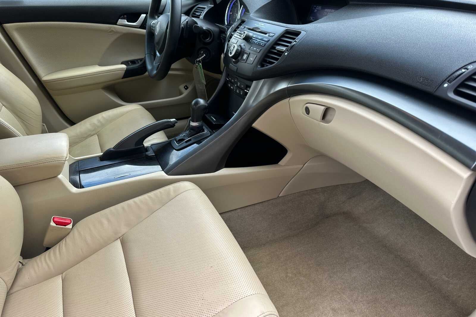 2013 Acura TSX 2.4 4D Sedan